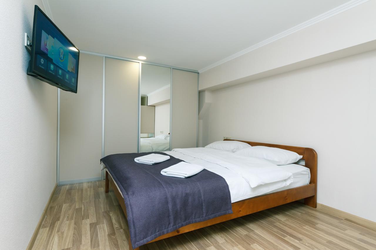 Berest Plus Kyiv Exterior photo